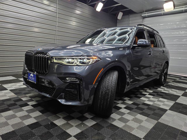 Used 2022 BMW X7 xDrive40i w/ M Sport Package AWD/4WD image 53