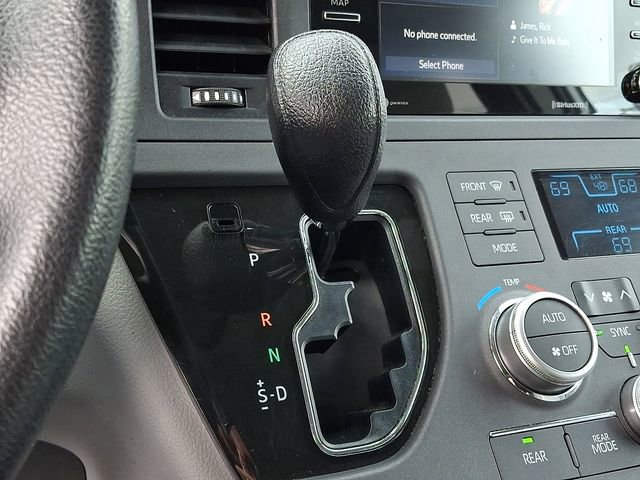 Used 2020 Toyota Sienna LE FWD image 15