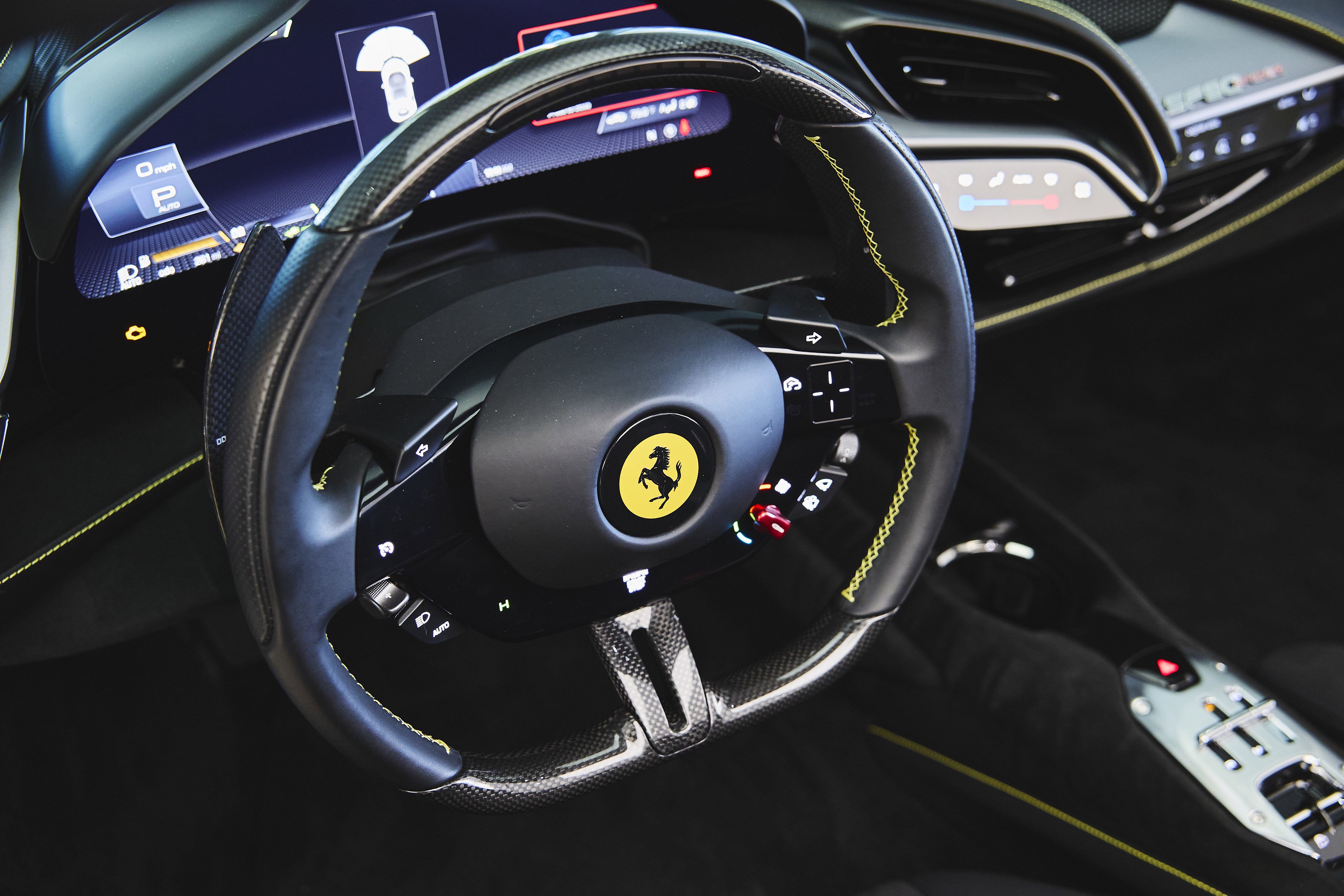 Used 2024 Ferrari SF90 Spider image 21
