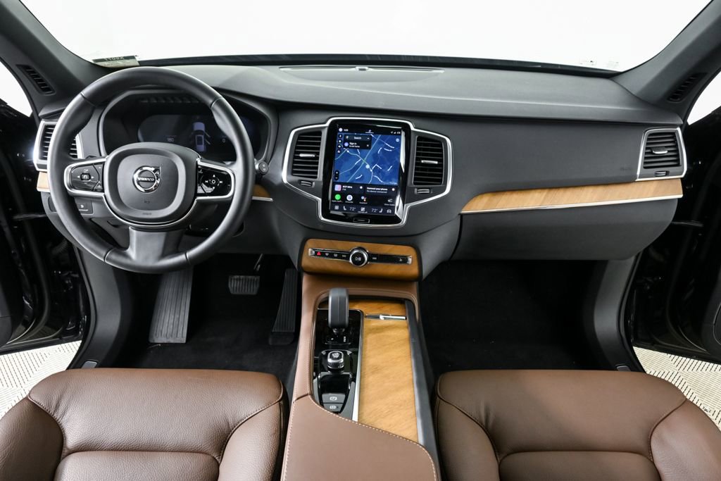Certified 2024 Volvo XC90 T8 Core image 19
