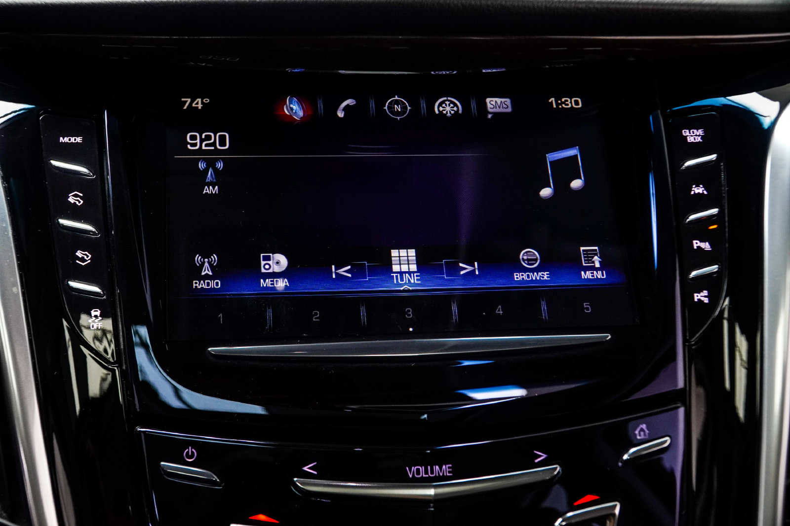 Used 2020 Cadillac Escalade Luxury RWD image 24