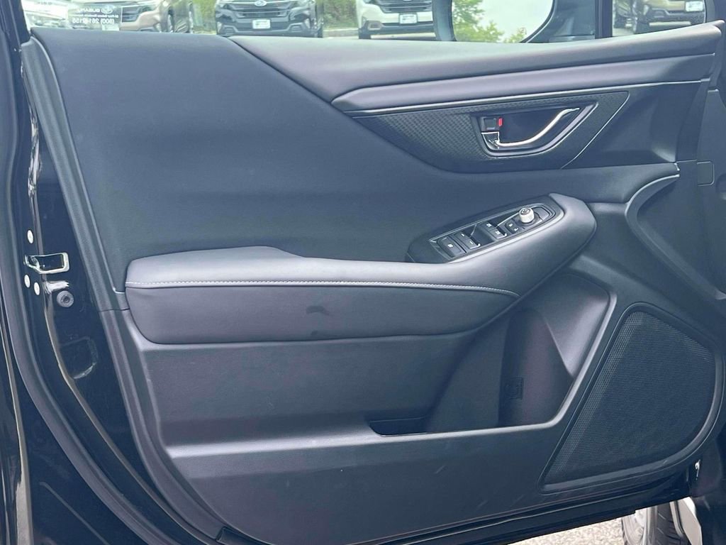 Used 2025 Subaru Outback Premium w/ Popular Package #1A image 15