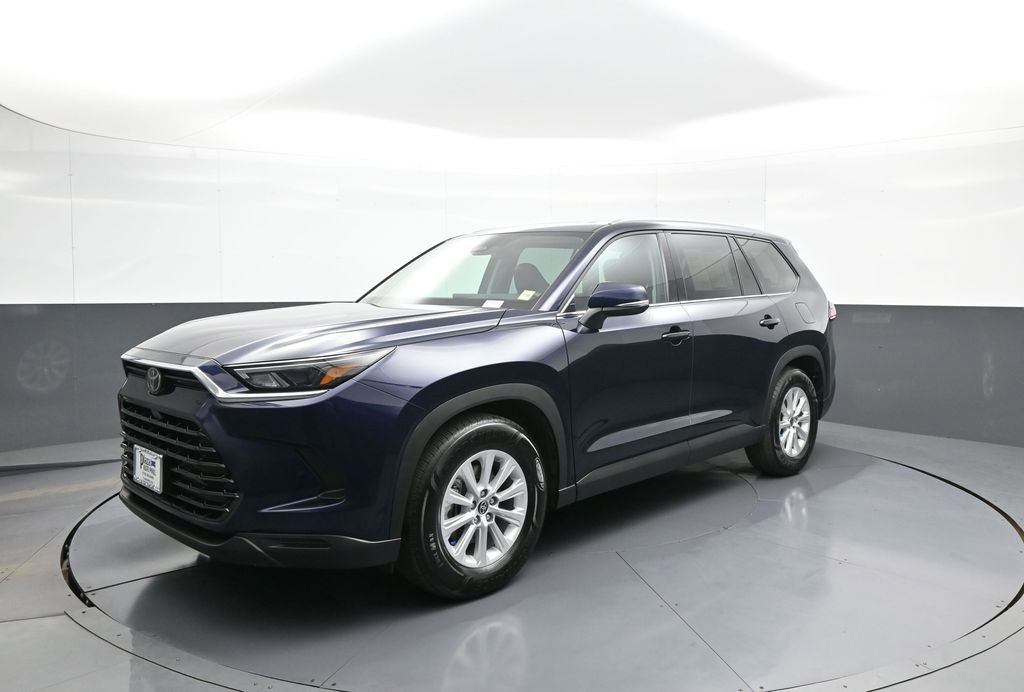 Certified 2025 Toyota Grand Highlander FWD image 10