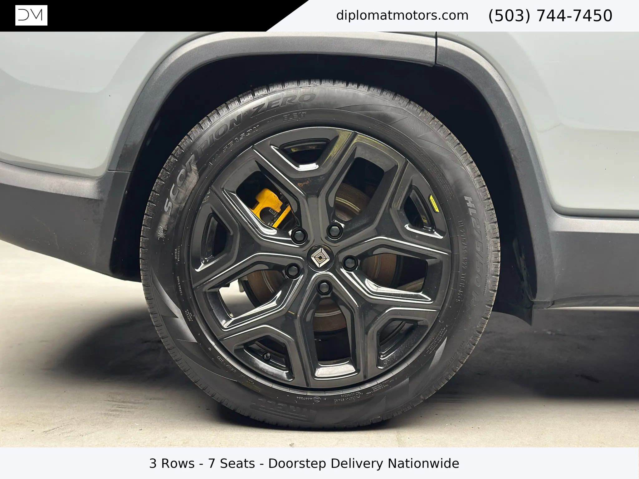 Used 2023 Rivian R1S Adventure image 36