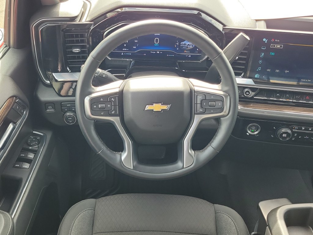 Used 2024 Chevrolet Silverado 1500 LT AWD/4WD image 27