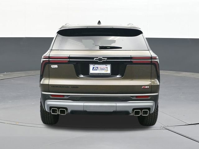 Used 2024 Chevrolet Traverse Z71 w/ Enhanced Driving Package image 12