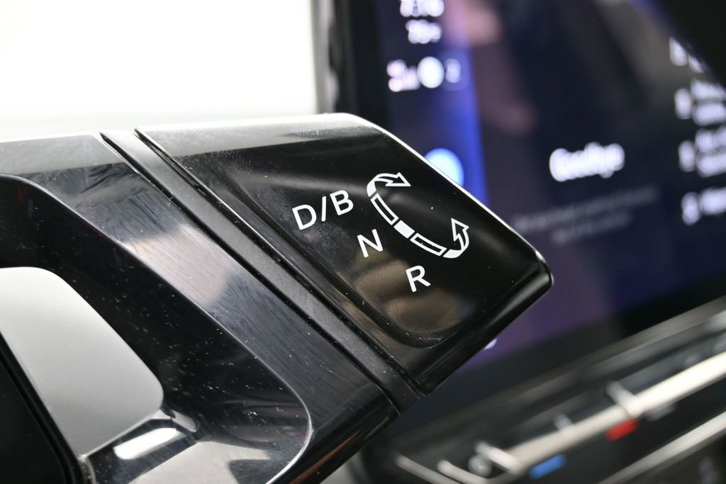 Used 2021 Volkswagen ID.4 Pro S w/ ID.4 Protection Package (IPT) AWD/4WD image 25