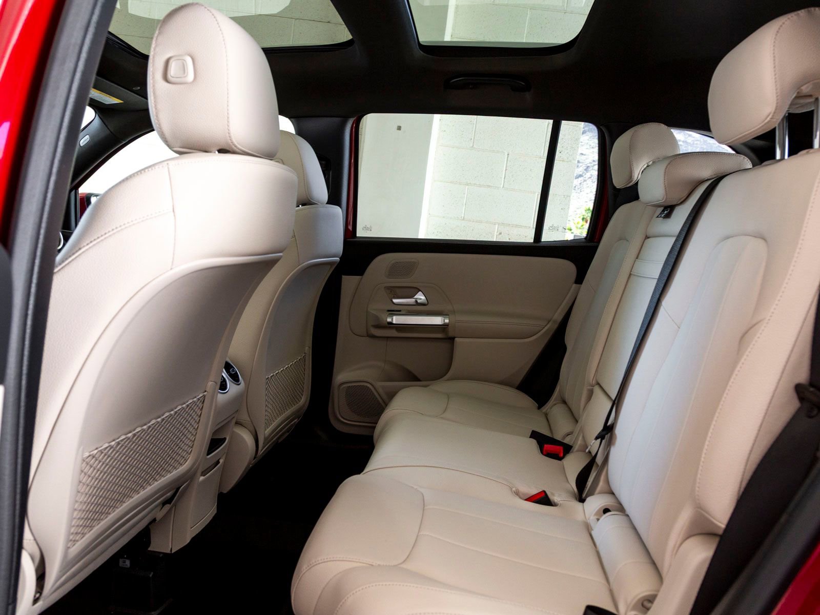 Used 2026 Mercedes-Benz GLB 250 image 22