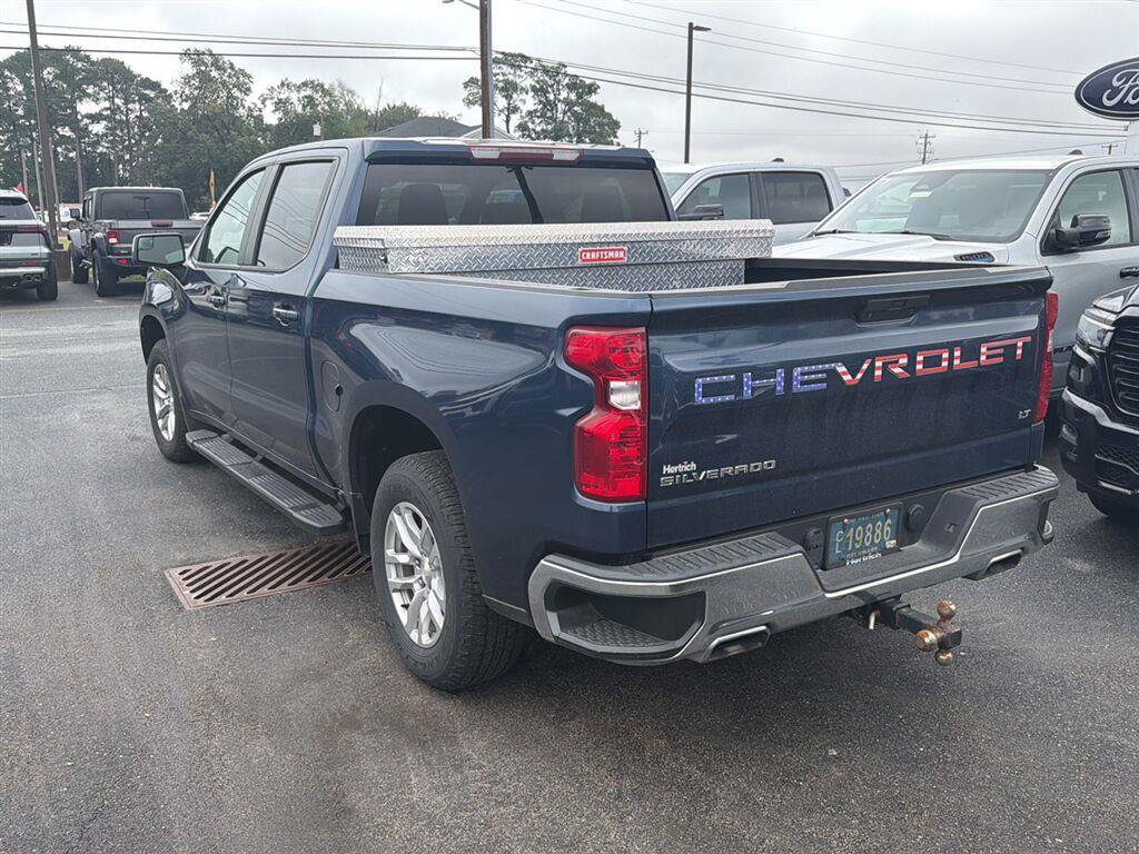 Used 2022 Chevrolet Silverado 1500 LT w/ Z71 Off-Road Package AWD/4WD image 5