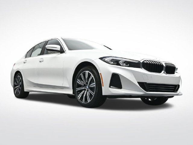 New 2026 BMW 330i xDrive Sedan w/ Premium Package AWD/4WD image 30