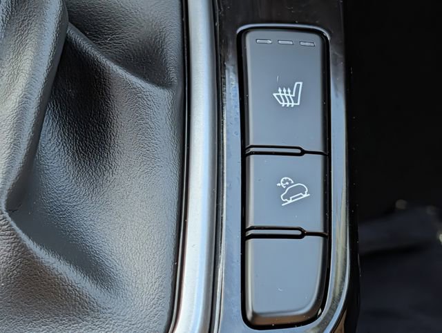 Used 2024 Kia Seltos EX FWD image 16