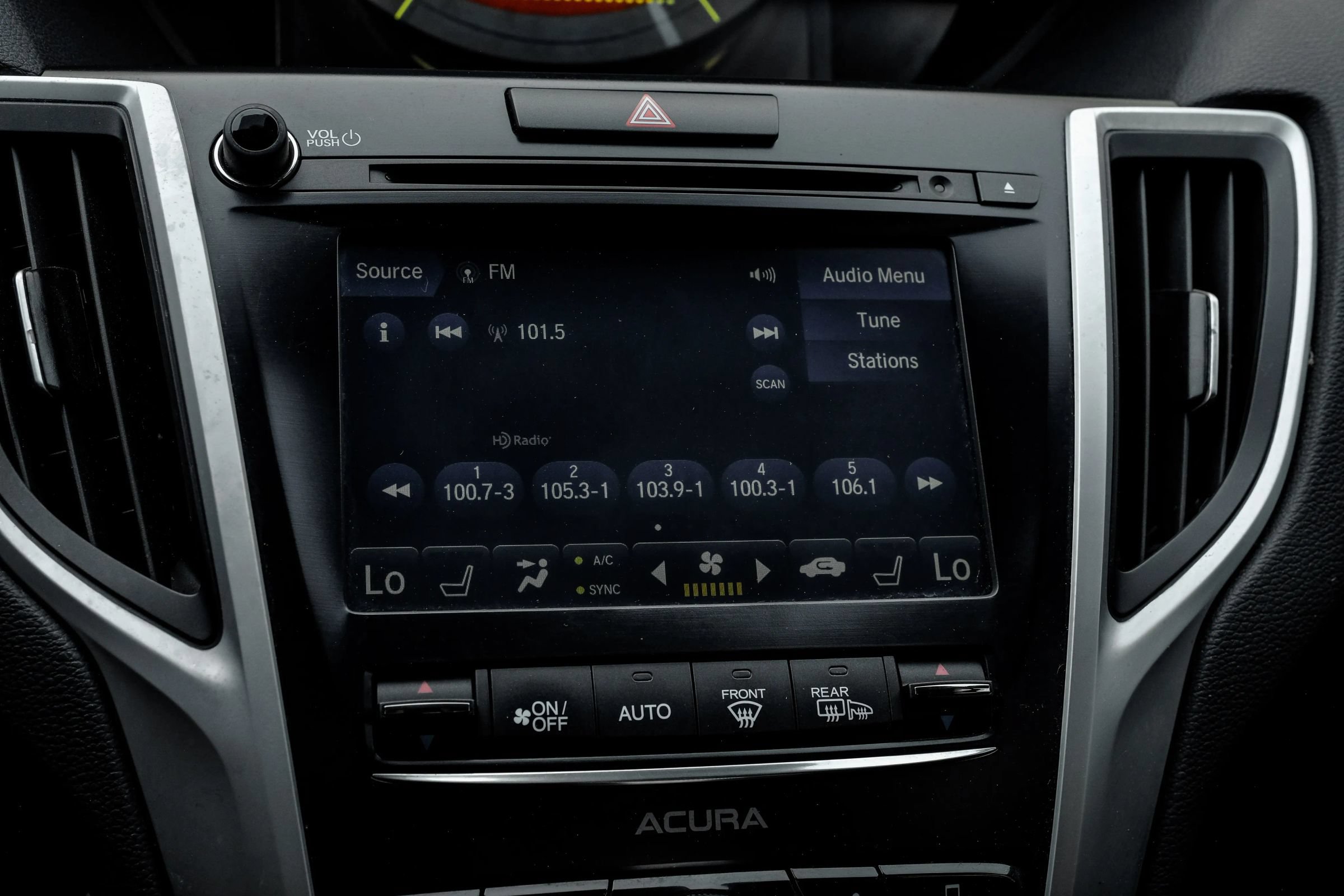 Used 2019 Acura TLX w/ Technology Package FWD image 38