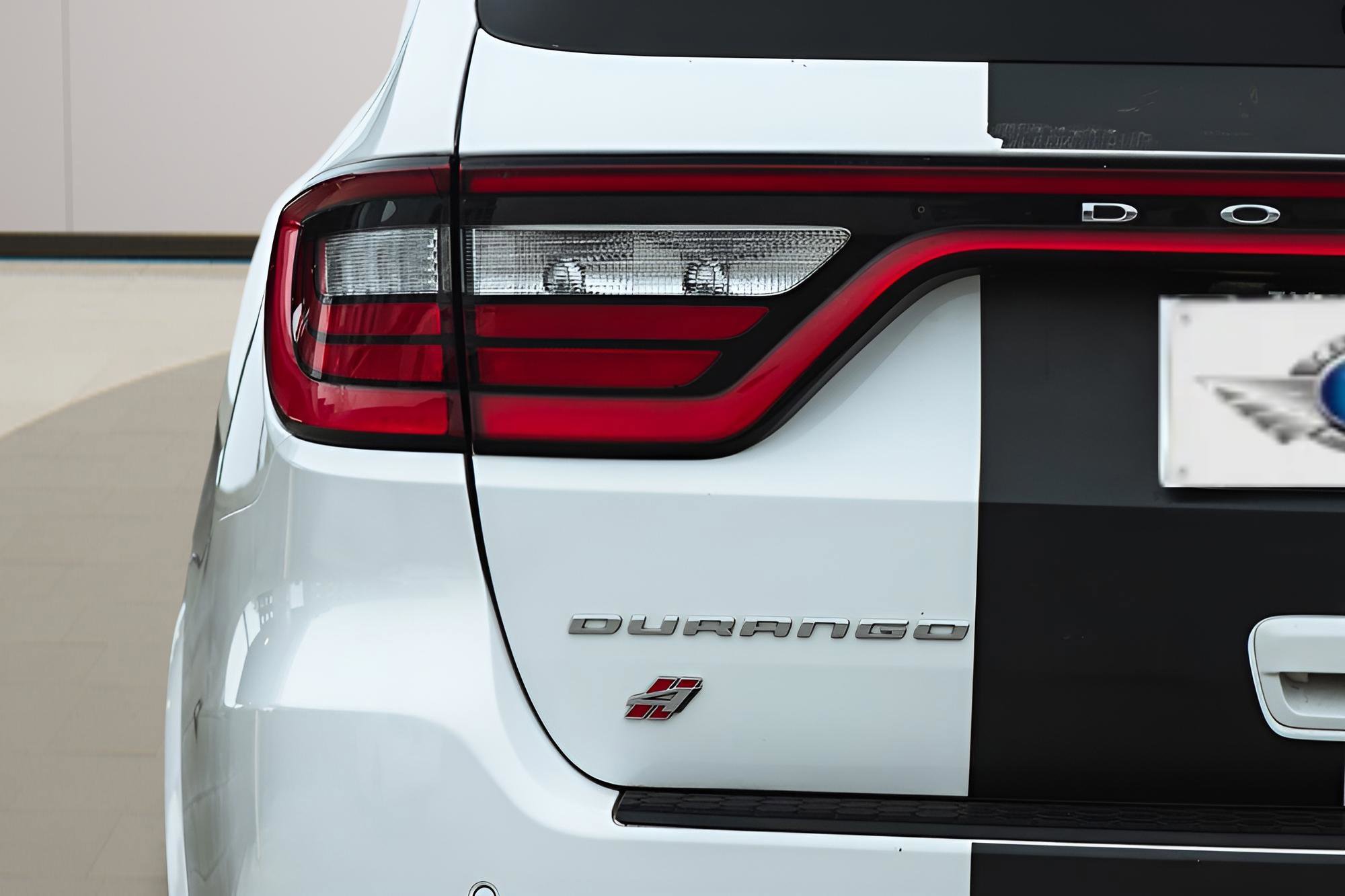 Used 2020 Dodge Durango SRT w/ Premium Interior Group image 6