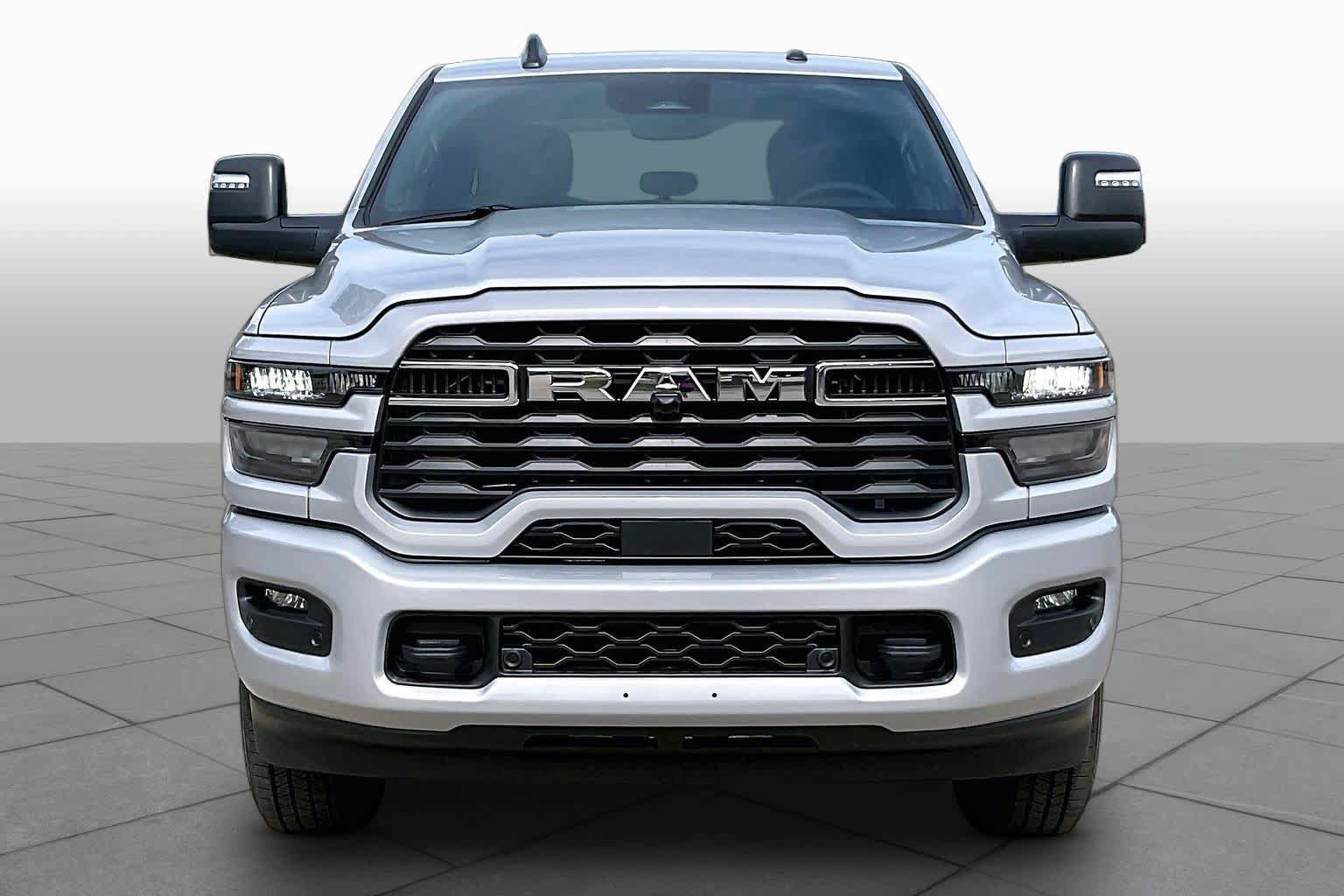 New 2027 RAM 2500 Big Horn AWD/4WD image 3