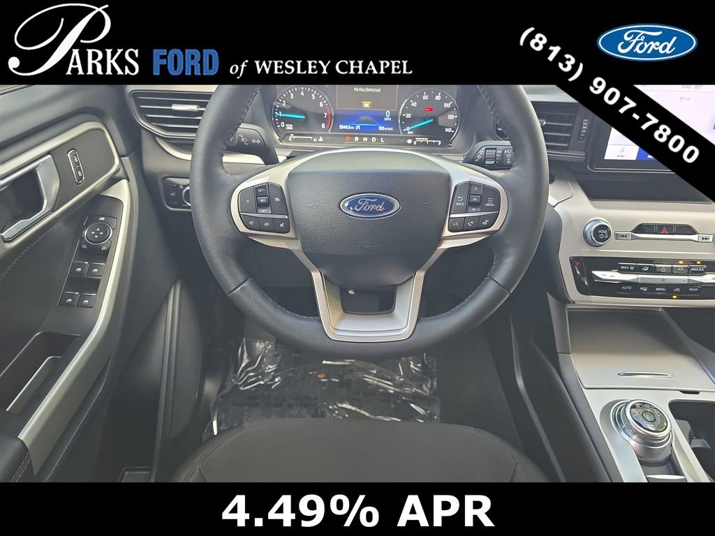 Certified 2024 Ford Explorer XLT RWD image 12