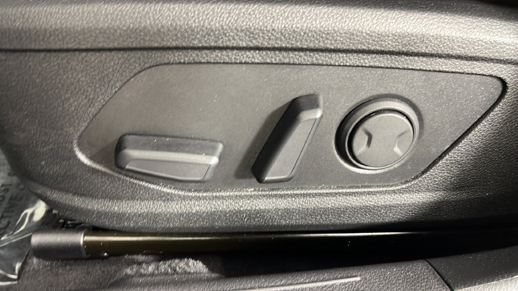 Used 2024 Kia K5 GT-Line w/ GT-Line Premium Package FWD image 32