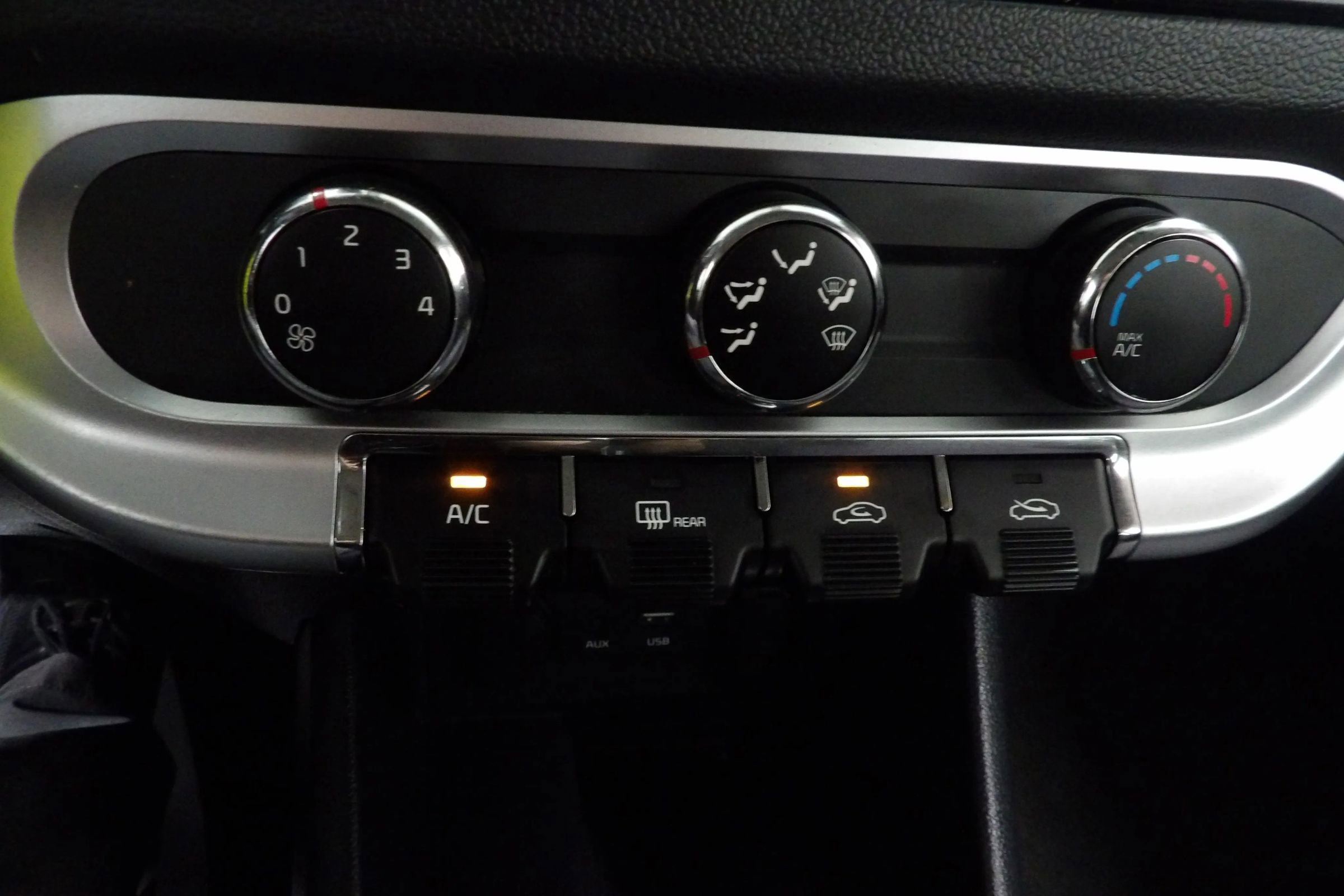 Used 2017 Kia Rio LX w/ Power Package image 11