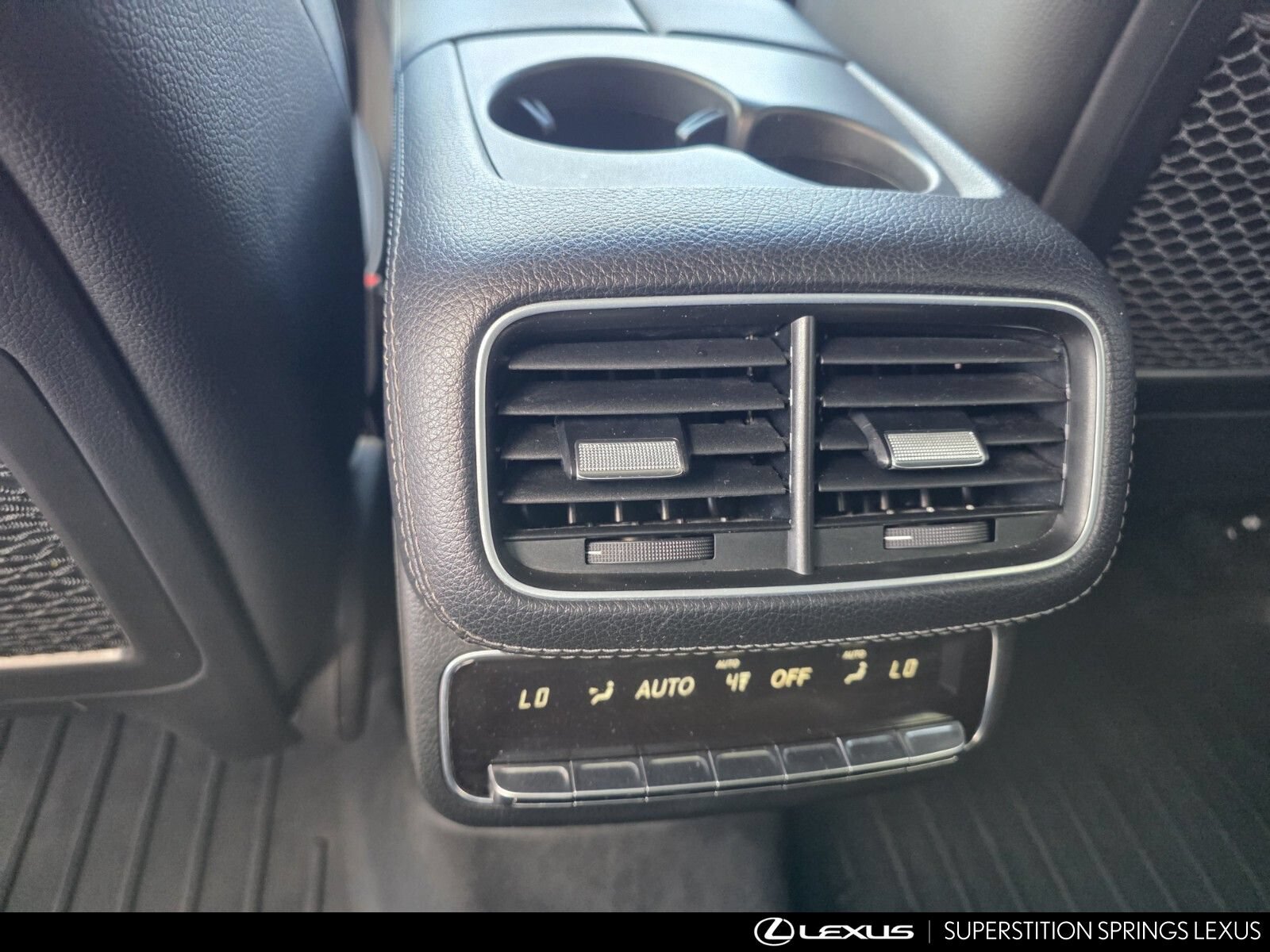 Used 2021 Mercedes-Benz GLS 450 4MATIC image 28