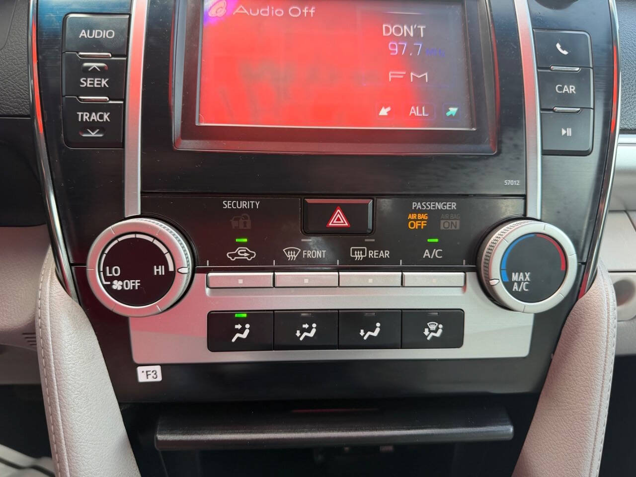 Used 2012 Toyota Camry LE w/ Preferred Accessory Pkg FWD image 39