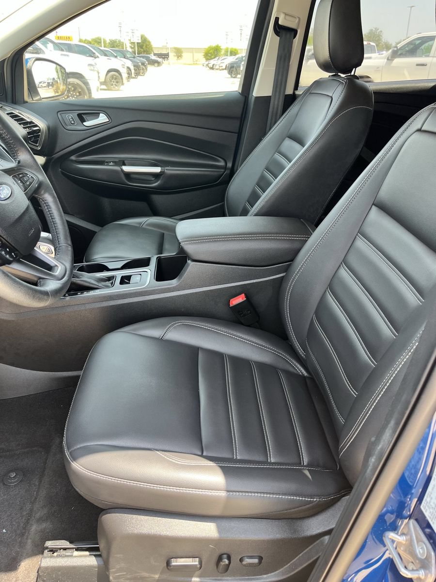 Used 2019 Ford Escape SEL FWD image 11