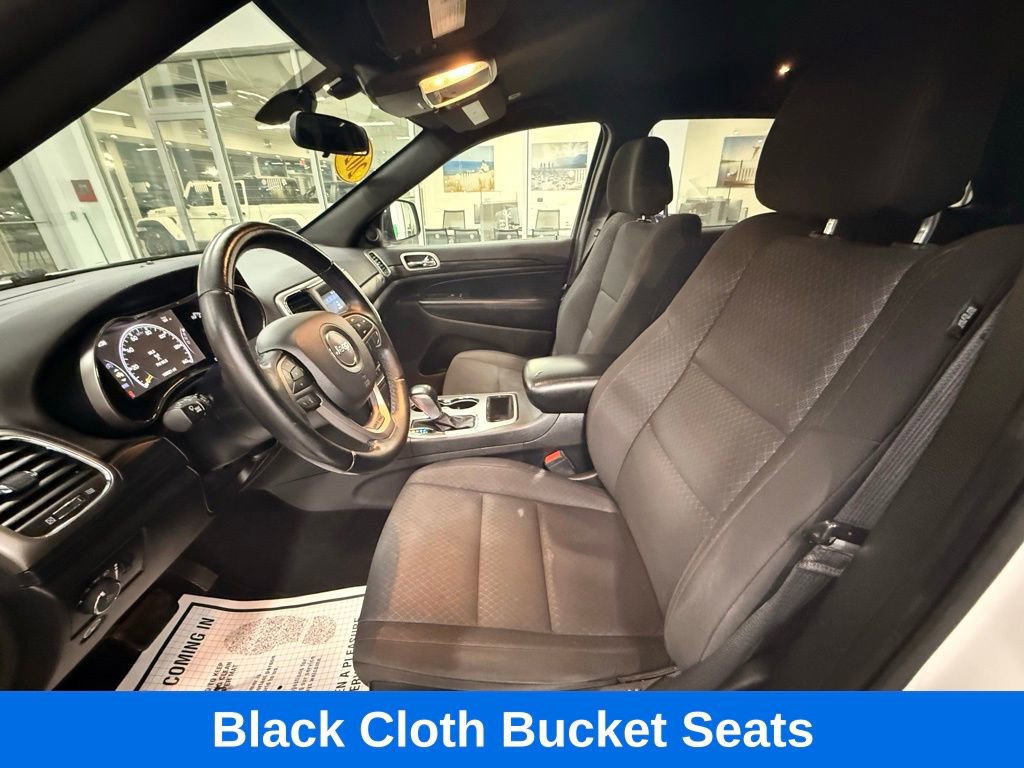 Used 2020 Jeep Grand Cherokee Laredo image 13