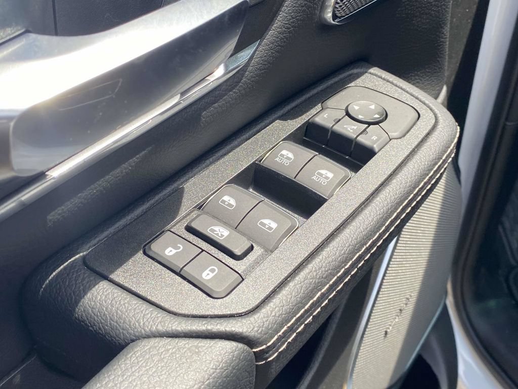 New 2026 RAM 1500 Laramie w/ Night Edition AWD/4WD image 43