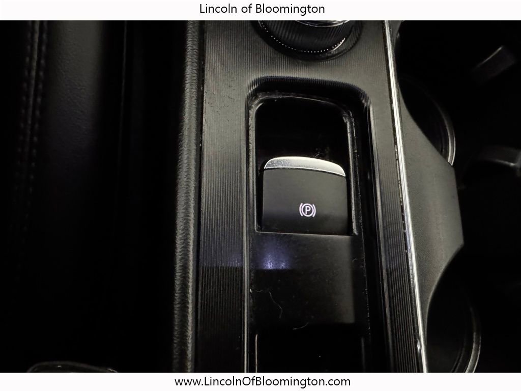 Used 2022 Lincoln Corsair AWD w/ Equipment Group 101A image 61