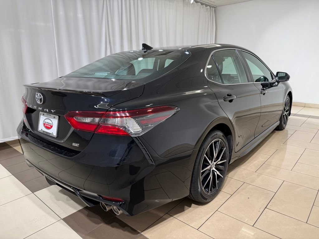 Certified 2024 Toyota Camry SE FWD image 5