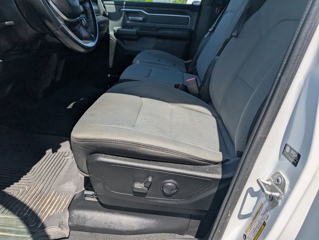 Used 2022 RAM 1500 Big Horn AWD/4WD image 9