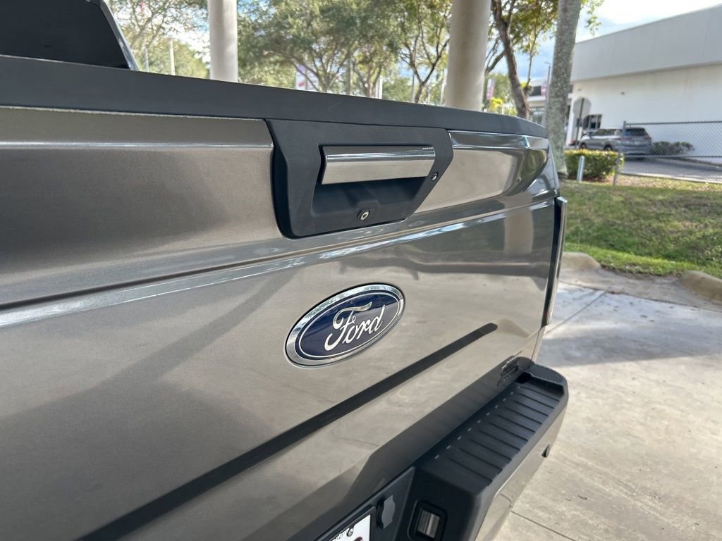 Used 2016 Ford F150 XLT w/ Equipment Group 302A Luxury image 22