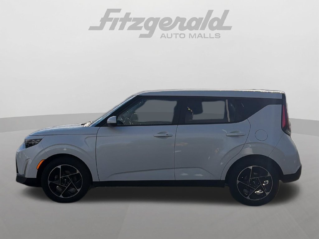 Used 2024 Kia Soul EX FWD image 5