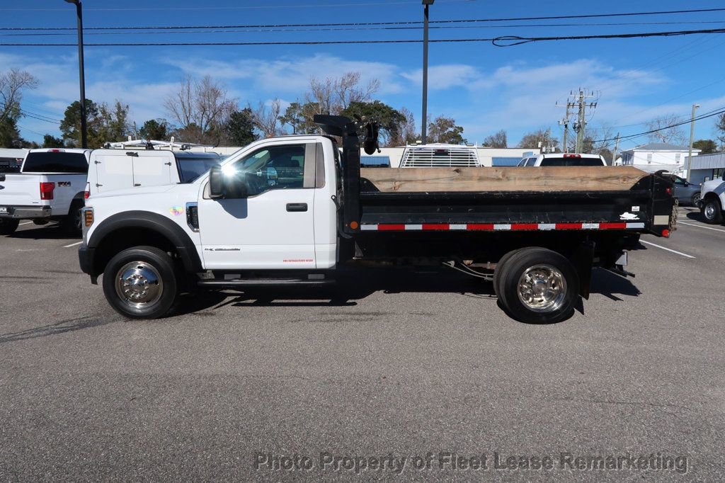 Used 2018 Ford F550 2WD Regular Cab Super Duty image 2