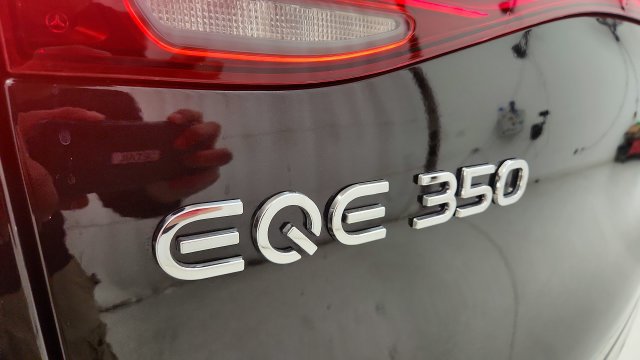 Used 2025 Mercedes-Benz EQE 350+ 4MATIC SUV w/ AMG Line Exterior Package image 88