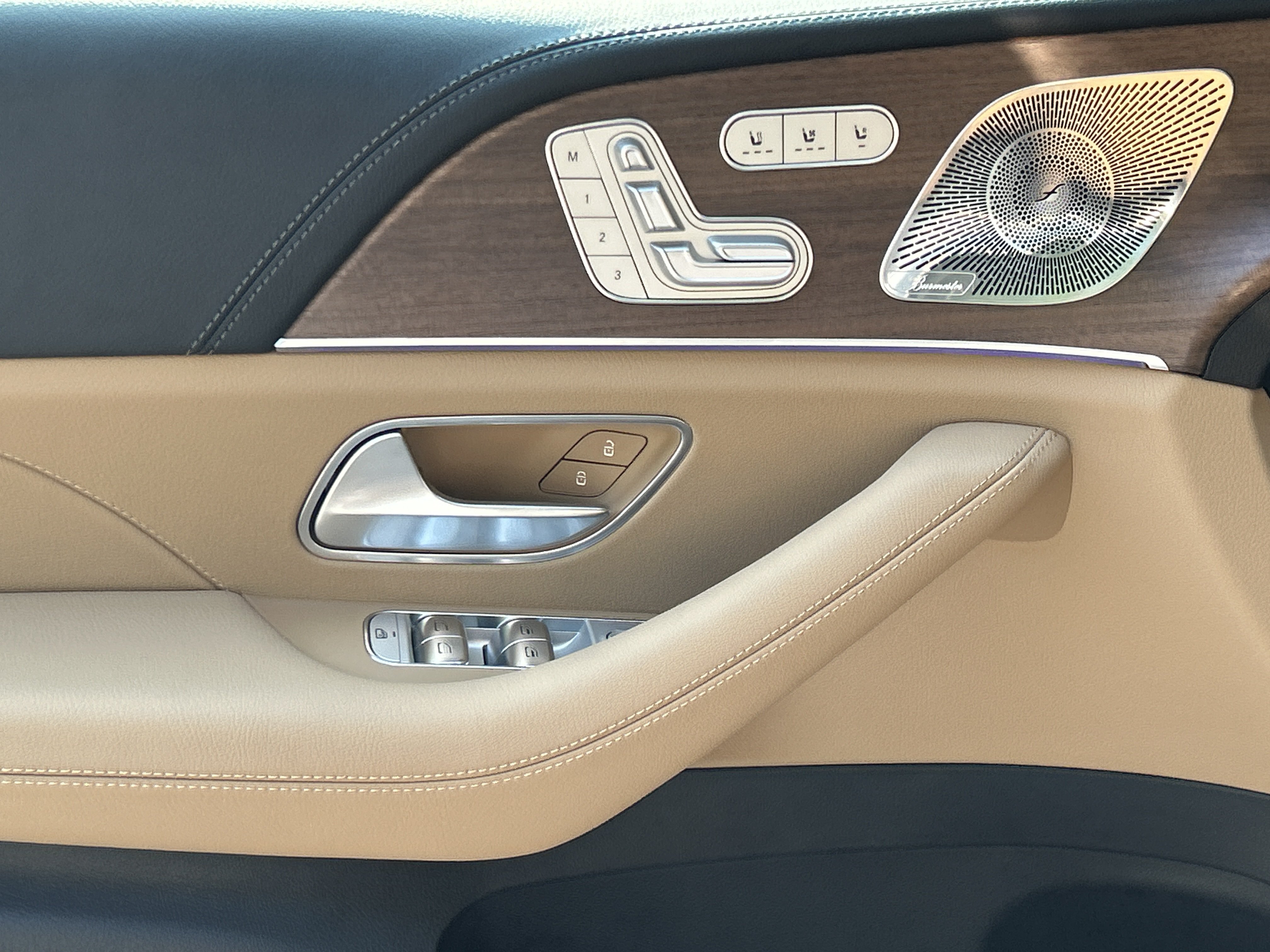 New 2026 Mercedes-Benz GLS 580 4MATIC image 18