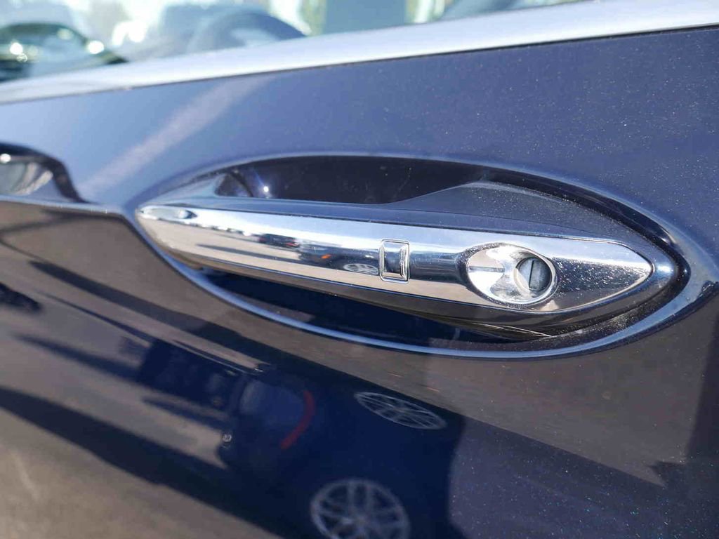 Used 2020 INFINITI QX50 Sensory w/ Proactive Package image 11