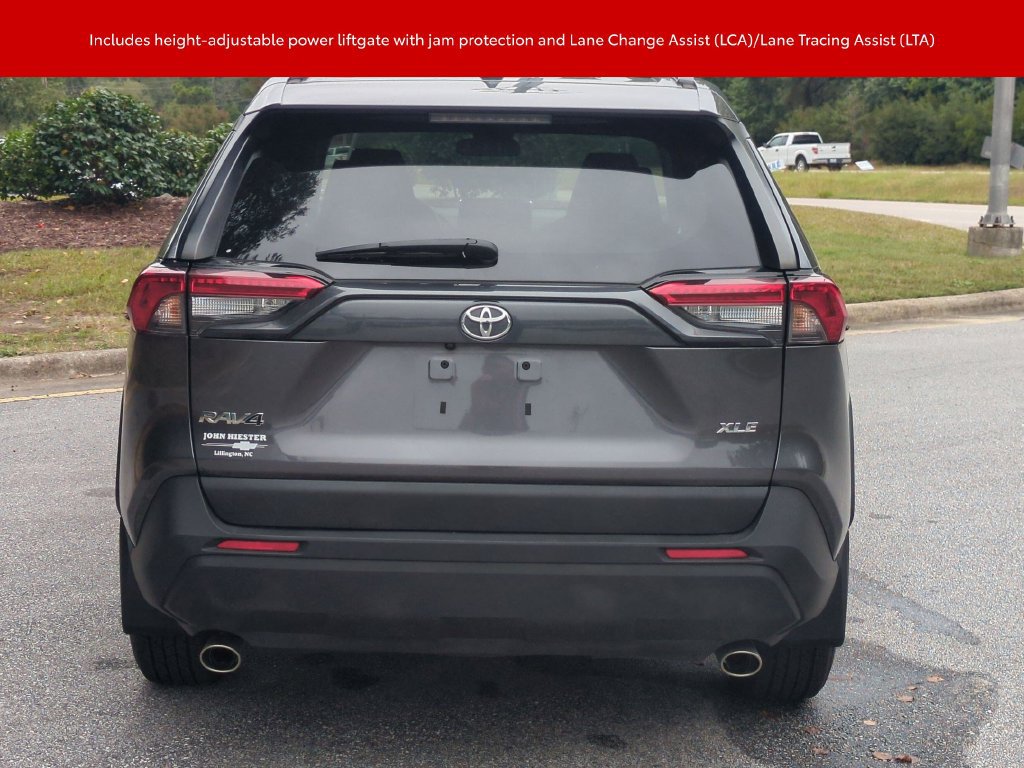 Used 2024 Toyota RAV4 XLE w/ Convenience Package FWD image 7