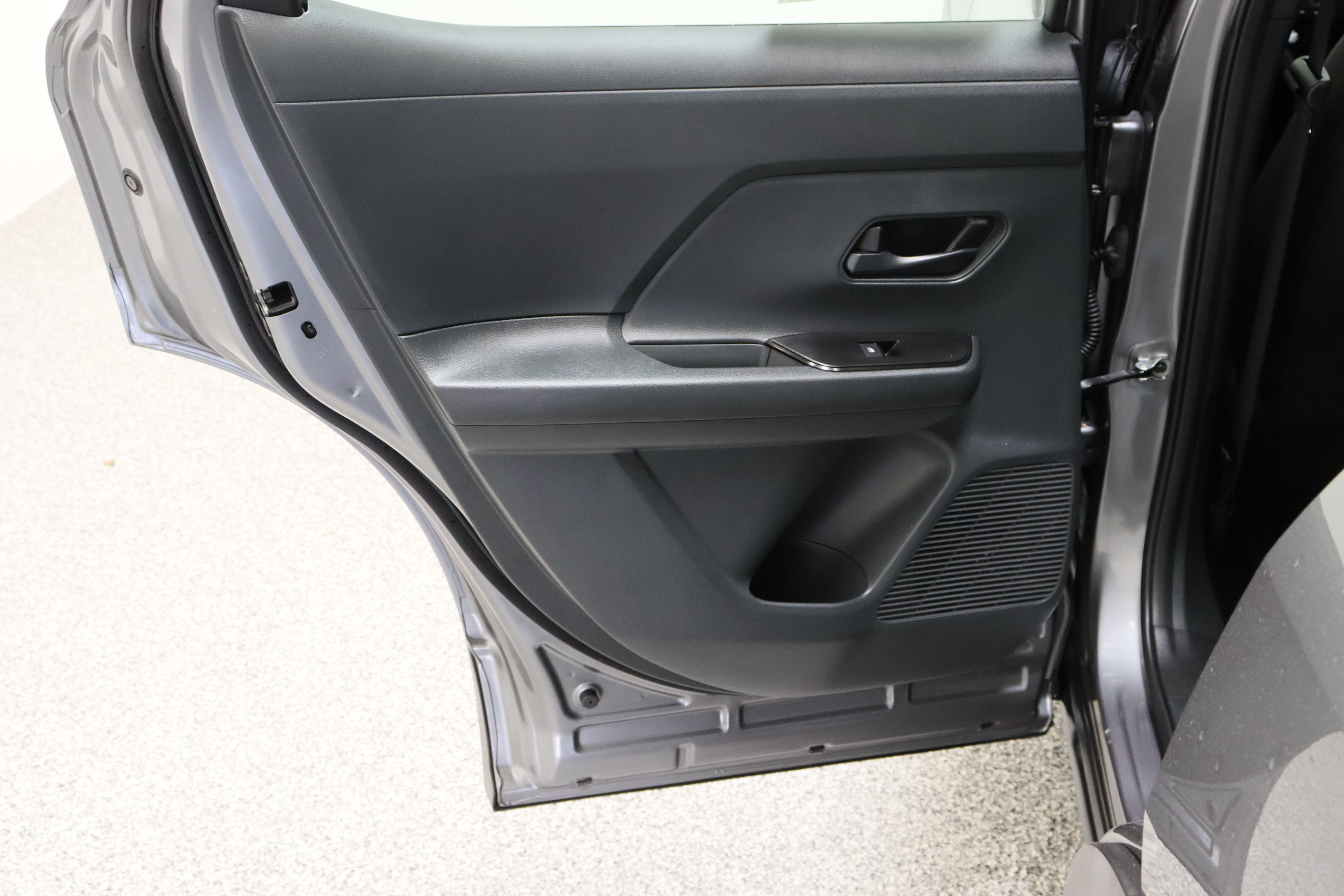 Used 2025 Nissan Kicks S FWD image 25