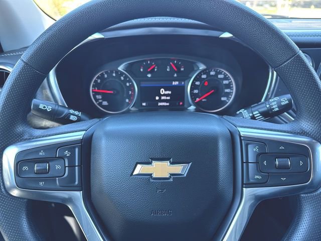 Used 2025 Chevrolet Blazer LT AWD/4WD image 11