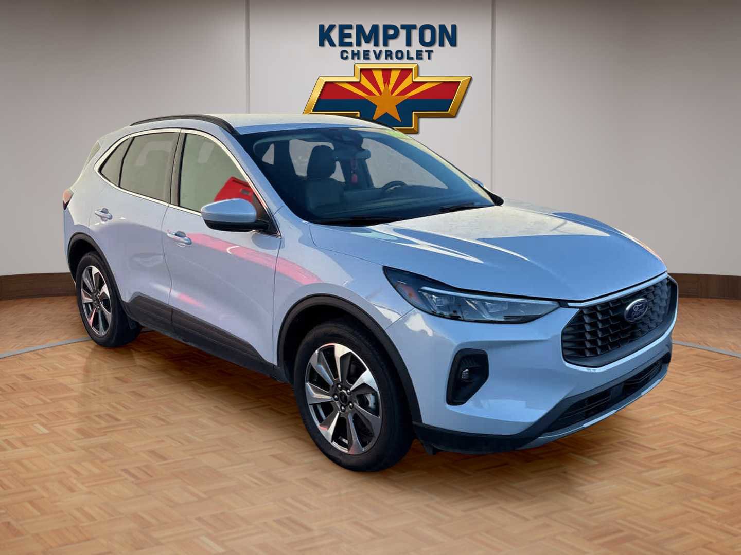 Used 2025 Ford Escape Platinum image 8