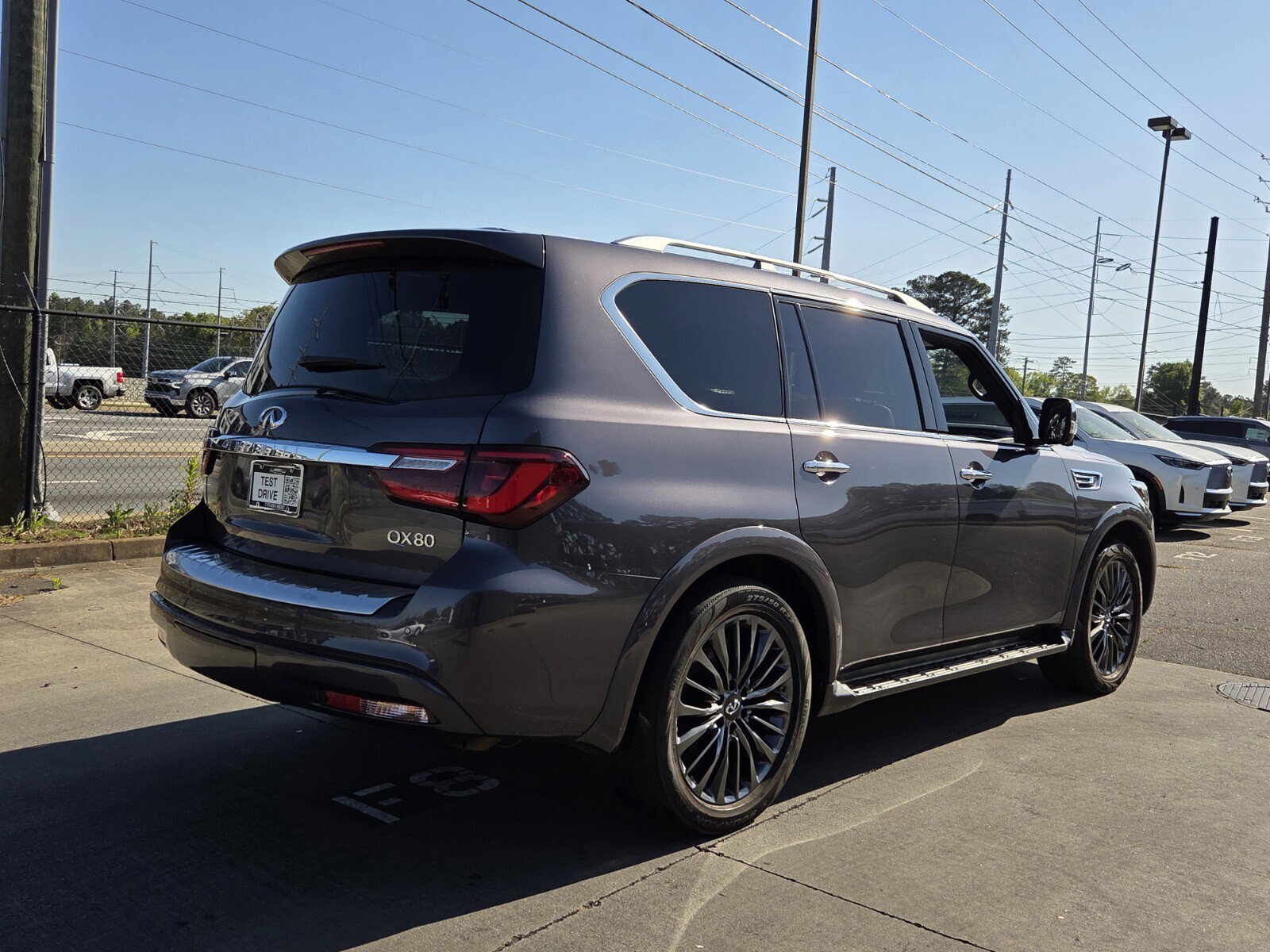 Used 2022 INFINITI QX80 Sensory w/ Cargo Package image 6