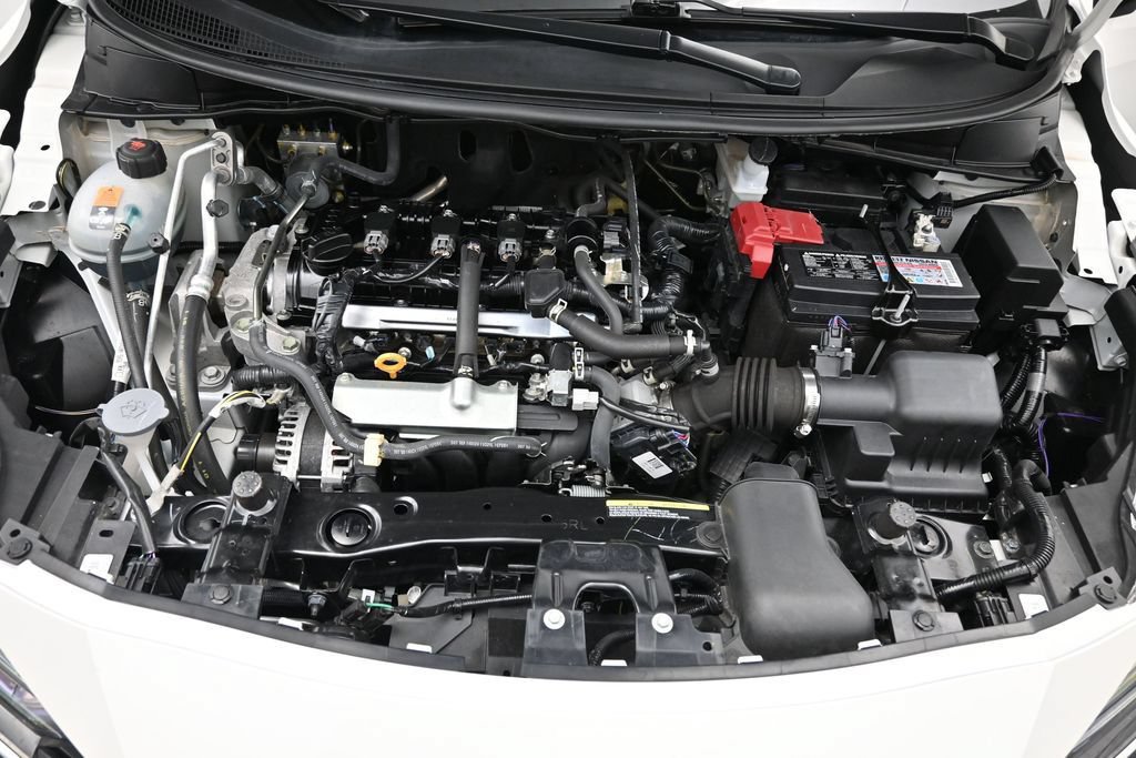 Used 2025 Nissan Versa SV FWD image 14