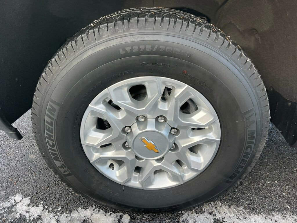 Used 2024 Chevrolet Silverado 2500 LT w/ Z71 Off-Road Package image 48