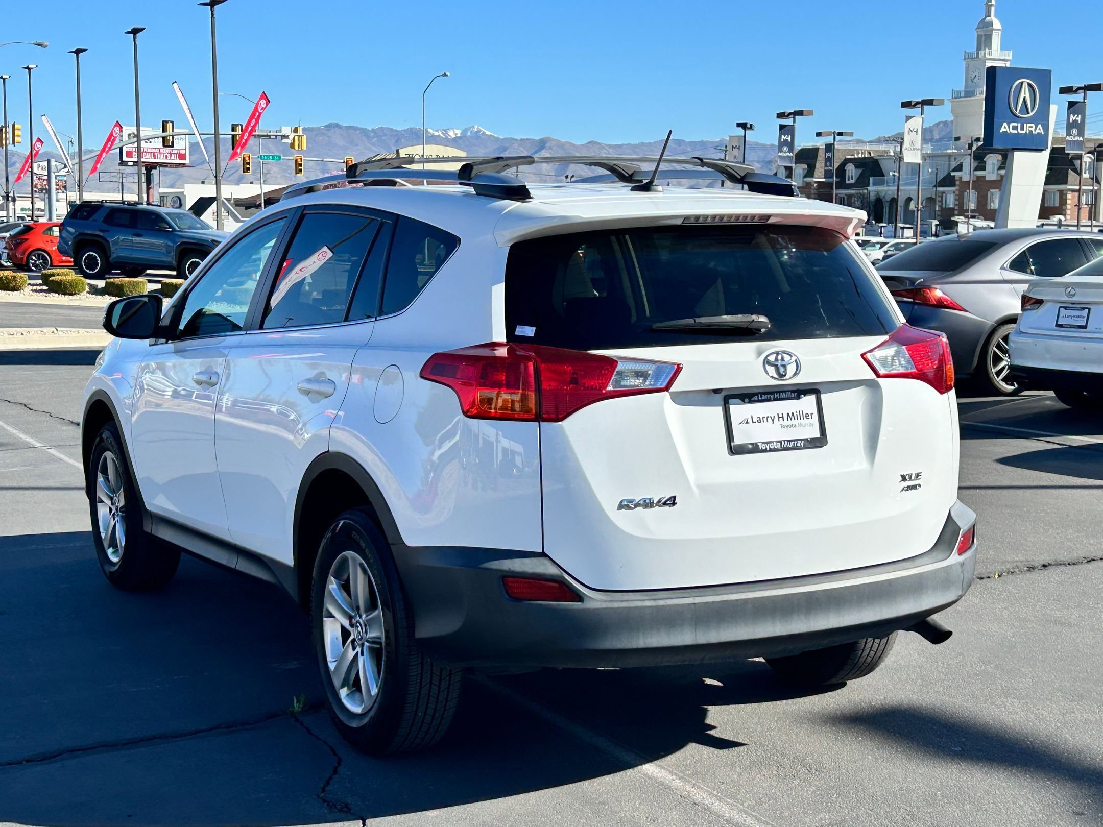 Used 2015 Toyota RAV4 XLE image 3