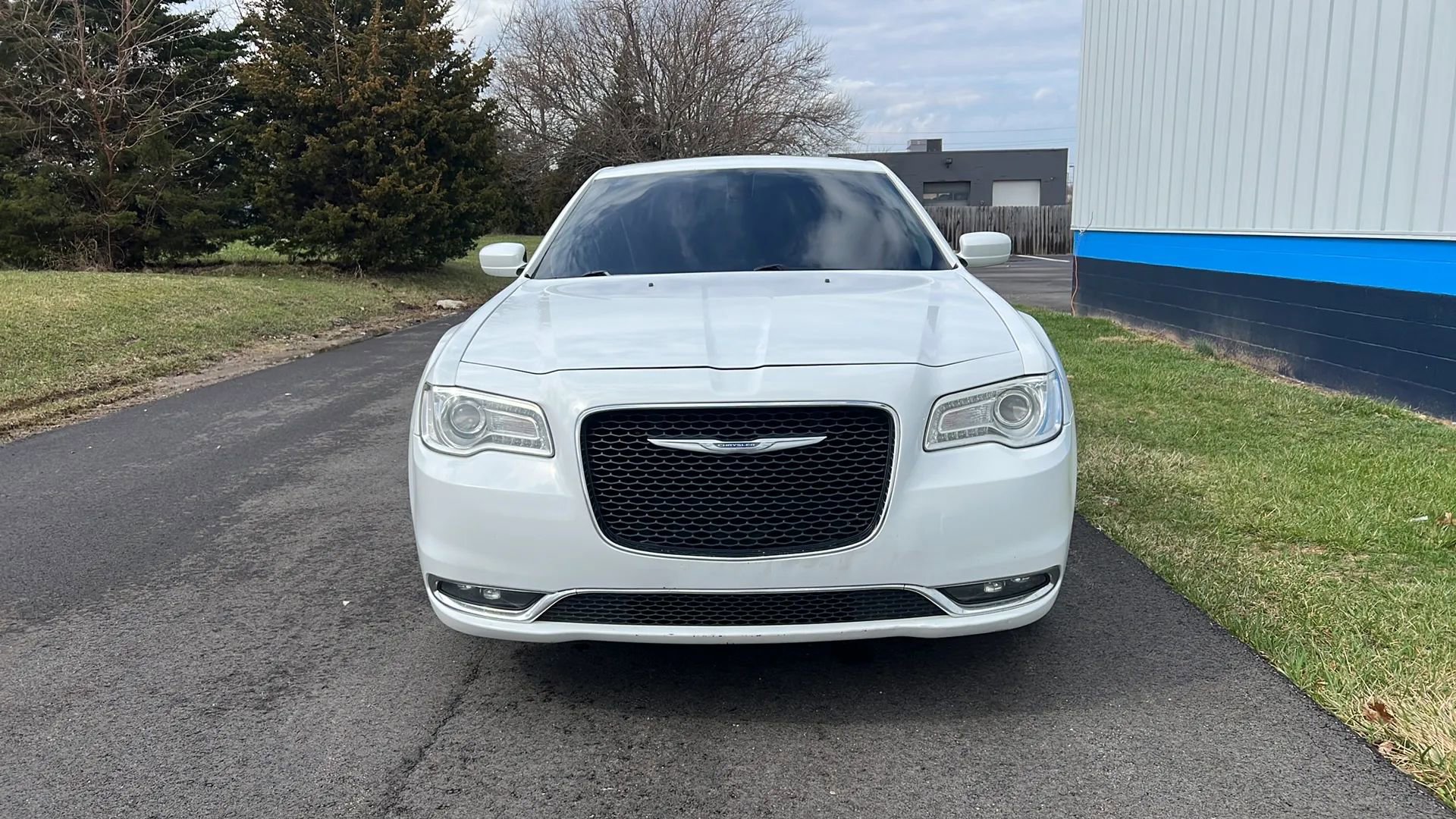 Used 2017 Chrysler 300 Limited w/ Value Package AWD/4WD image 2