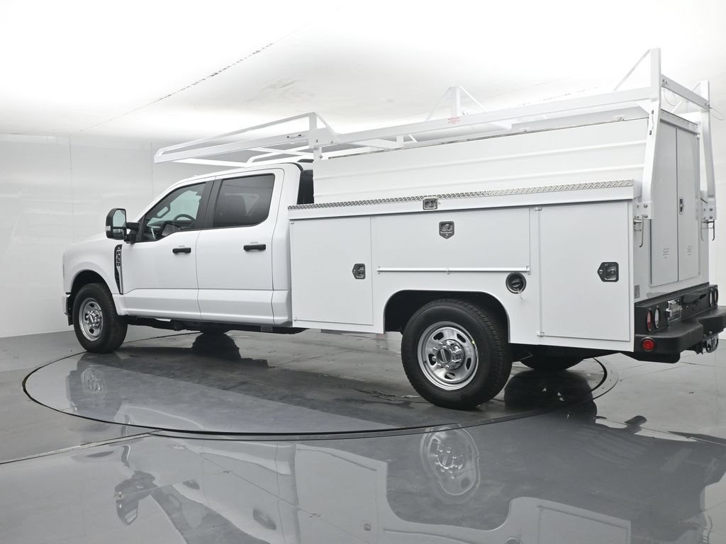 New 2026 Ford F350 XL w/ XL Chrome Package RWD image 30