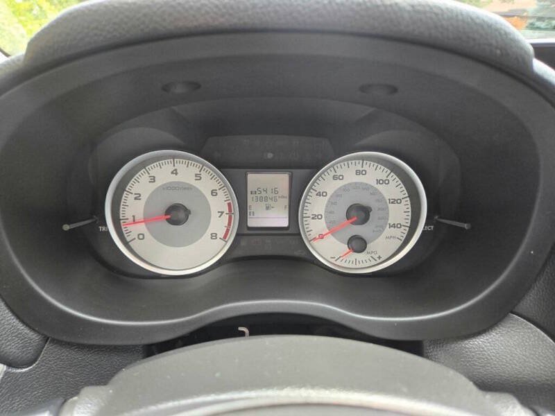 Used 2013 Subaru Impreza 2.0i Premium w/ Popular Pkg 1 AWD/4WD image 18