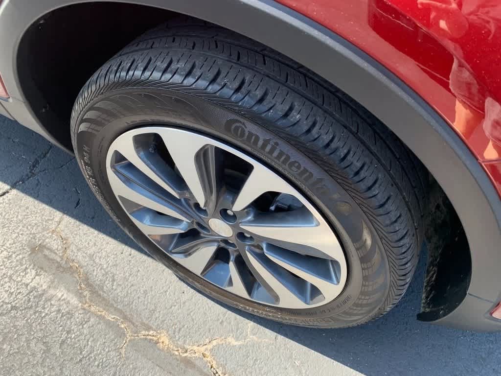 Certified 2022 Buick Encore Preferred AWD/4WD image 11