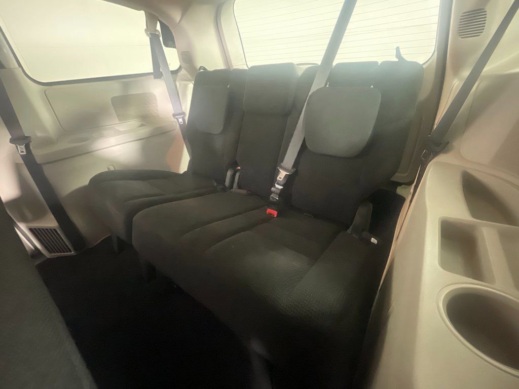 Used 2017 Dodge Grand Caravan SE w/ Power Window Group image 25