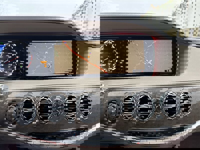 Used 2015 Mercedes-Benz S 550 Sedan image 25