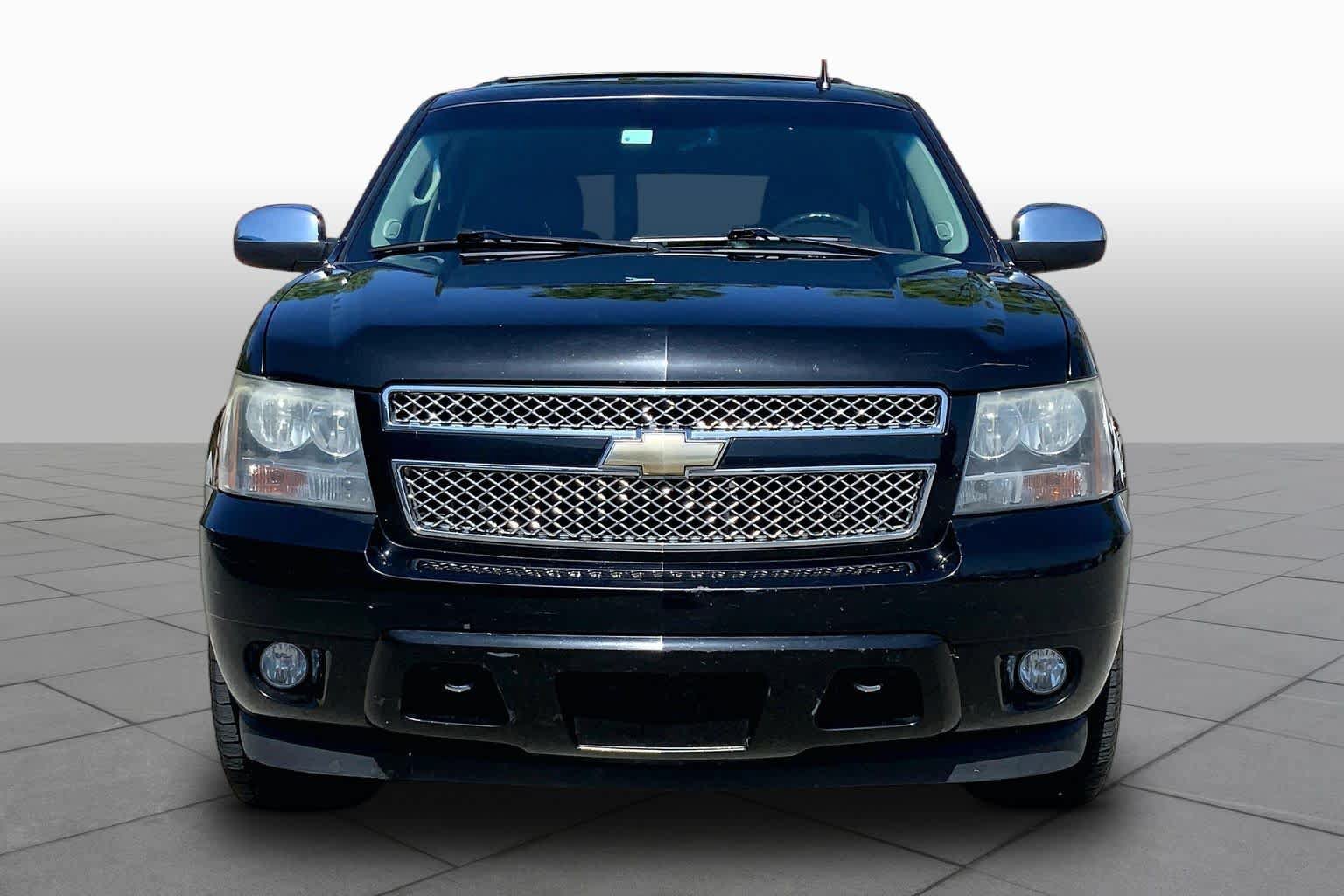 Used 2011 Chevrolet Tahoe LTZ AWD/4WD image 3